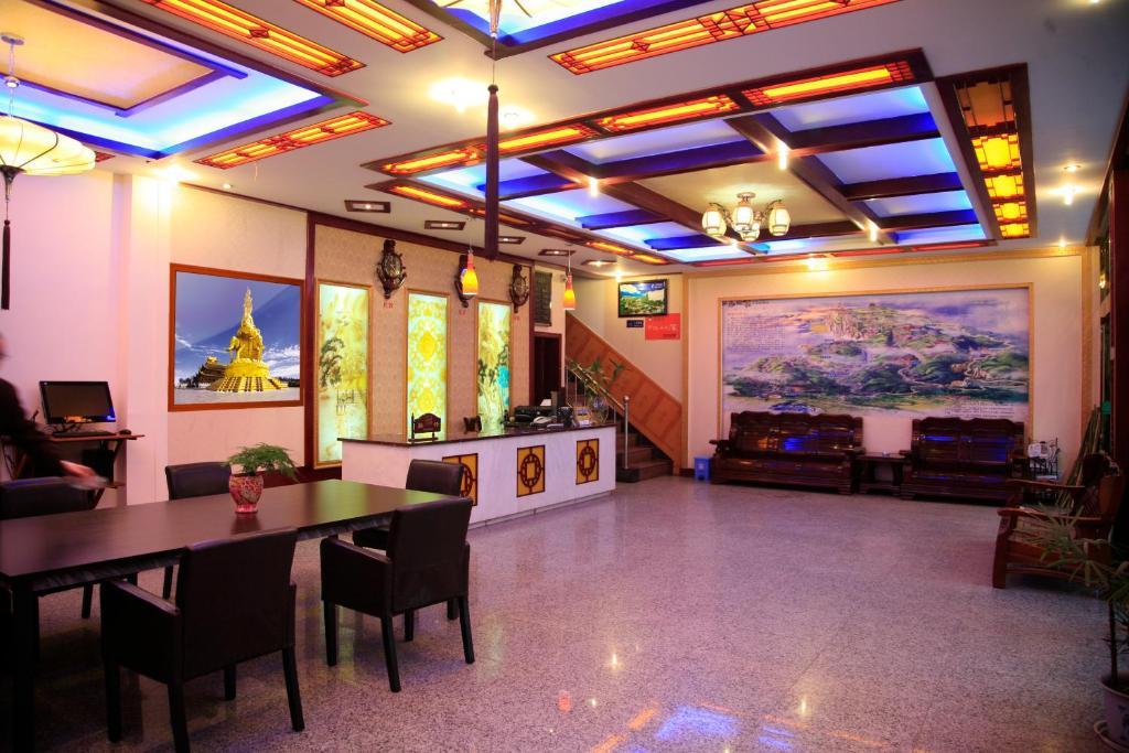 Shuxiang Hotel Mount Emei Omejsan Kültér fotó